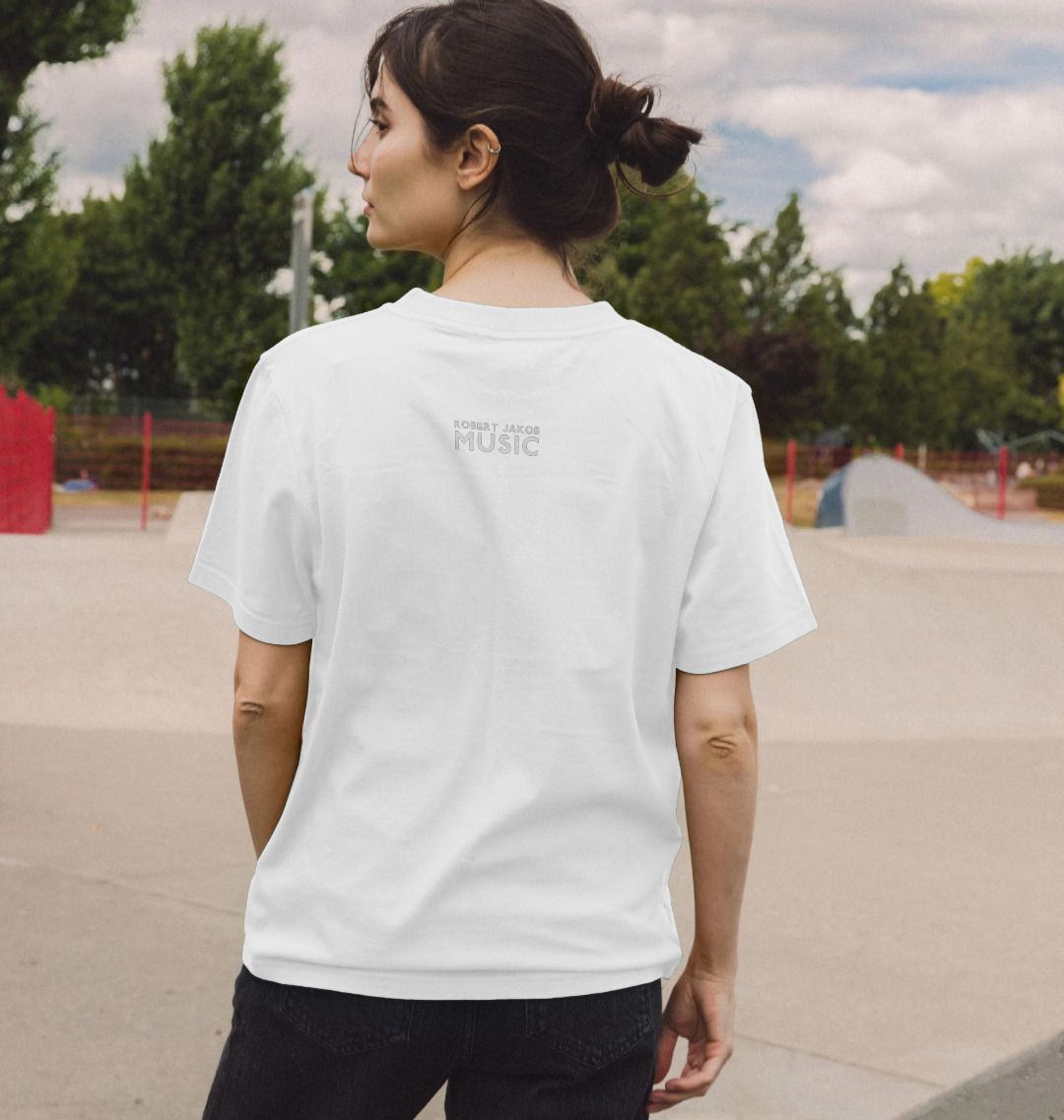 Women’s Slogan T-Shirt – “Guitar Players Don’t Wear Shirts”